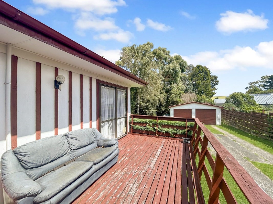 67 Clifton Terrace, Fitzherbert, Palmerston North - Carousel 2