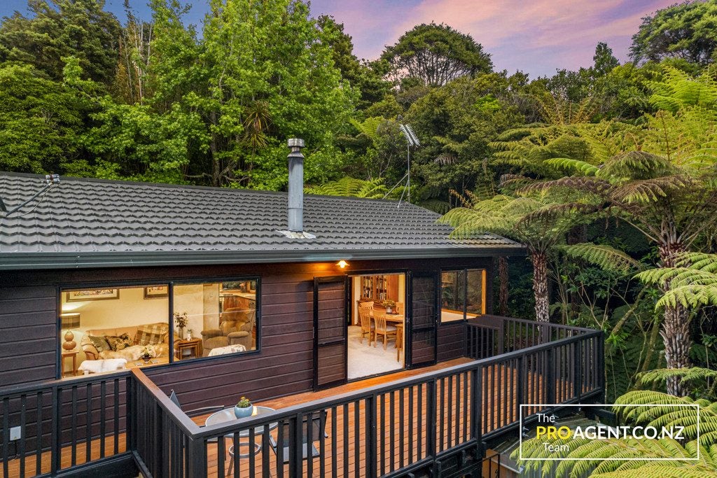 419 Huia Road, Titirangi, Auckland - Carousel 1