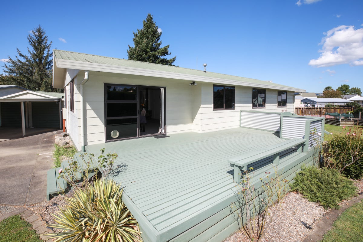 50 Southey Street, Leamington, Cambridge - Carousel 2