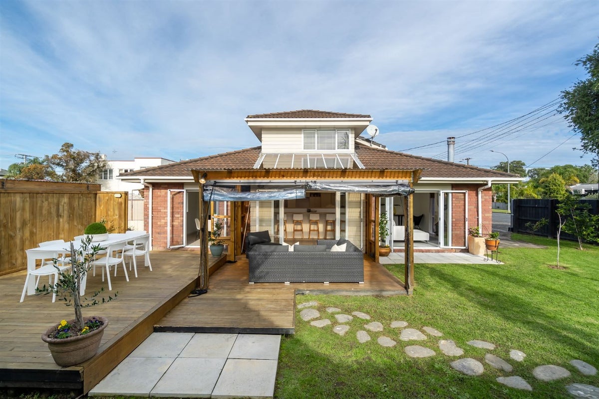 2/42 Bayswater Avenue, Bayswater, Auckland - Carousel 2
