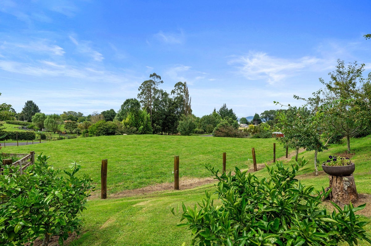 559B Hamurana Road, Hamurana - Carousel 22