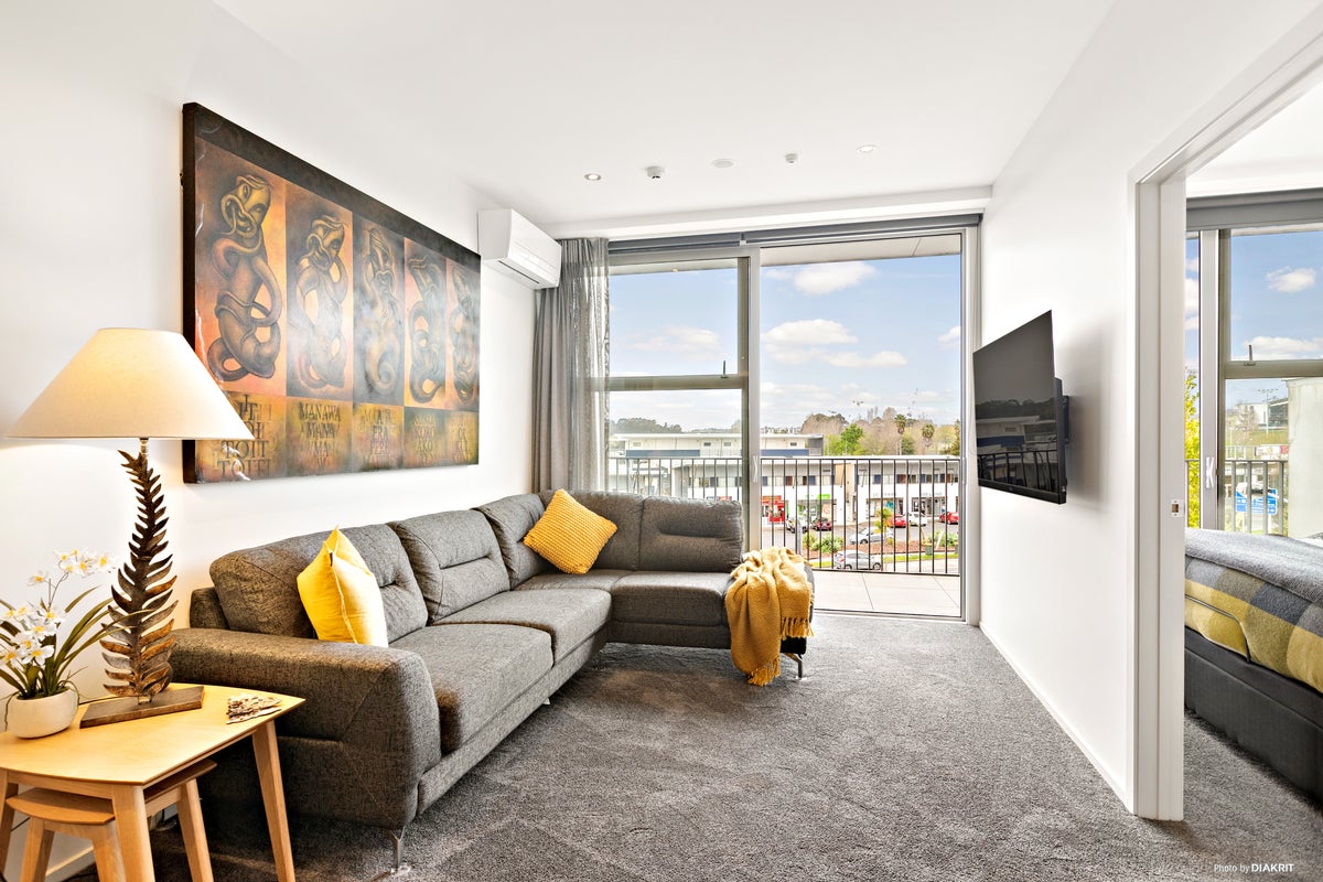 403/40 Library Lane, Albany, Auckland - Carousel 2