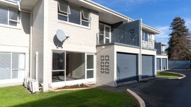 3/53 Brockworth Place, Riccarton, Christchurch - Carousel 1
