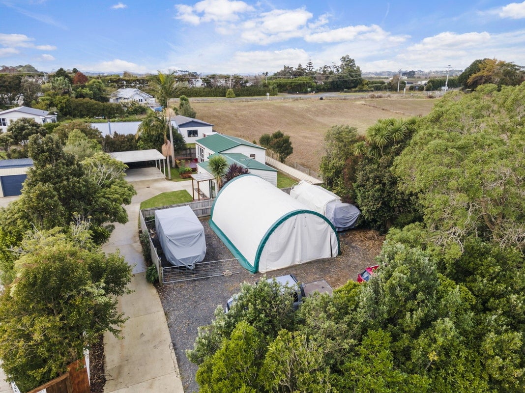 11 Second Avenue, Waiuku - Carousel 2