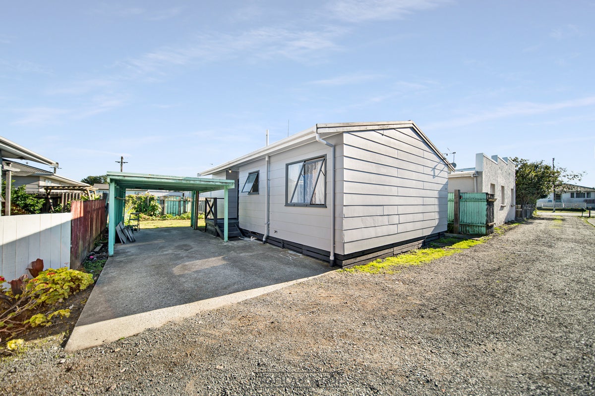 2/8 Tennessee Avenue, Mangere East, Auckland - Carousel 1