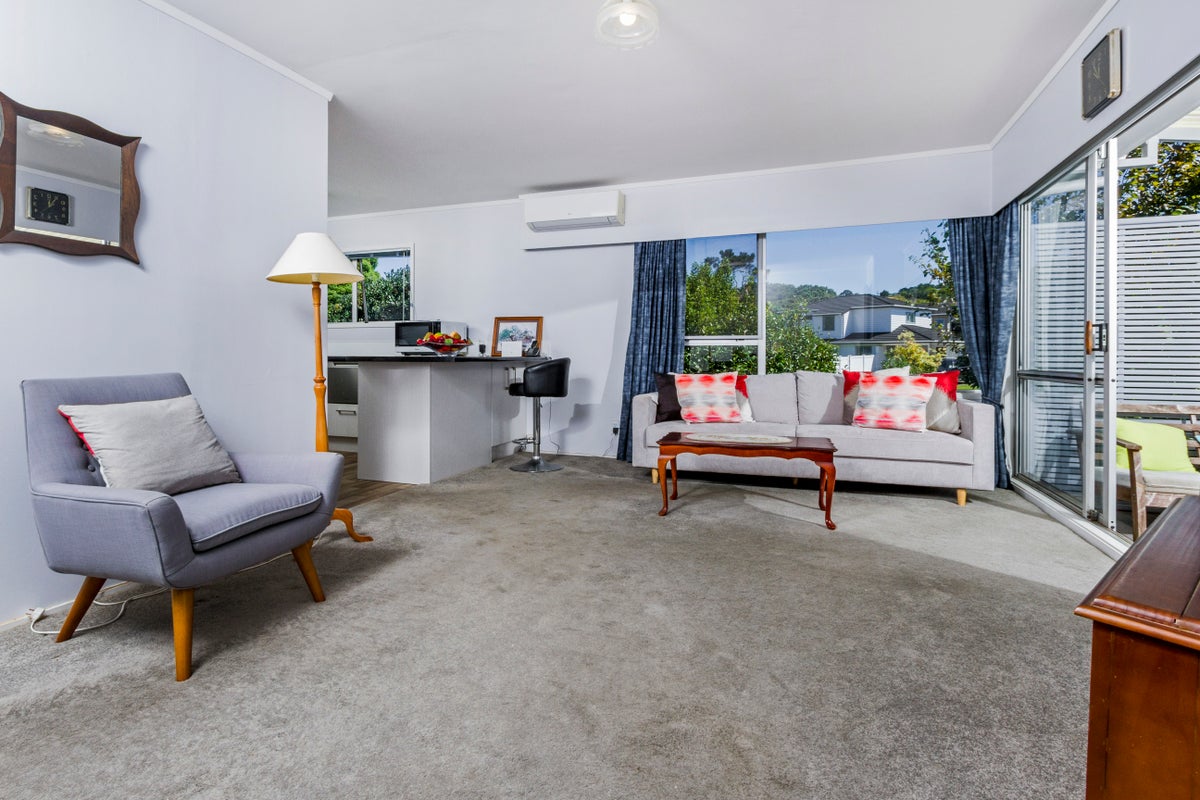 1/69 Moore Street, Howick, Auckland - Carousel 2