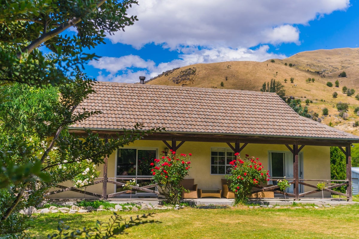 2317 Cardrona Valley Road, Wanaka - Carousel 2