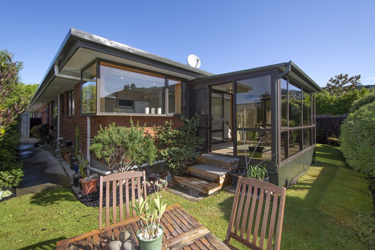 1/19A James Street, Redcliffs, Christchurch - Carousel 1