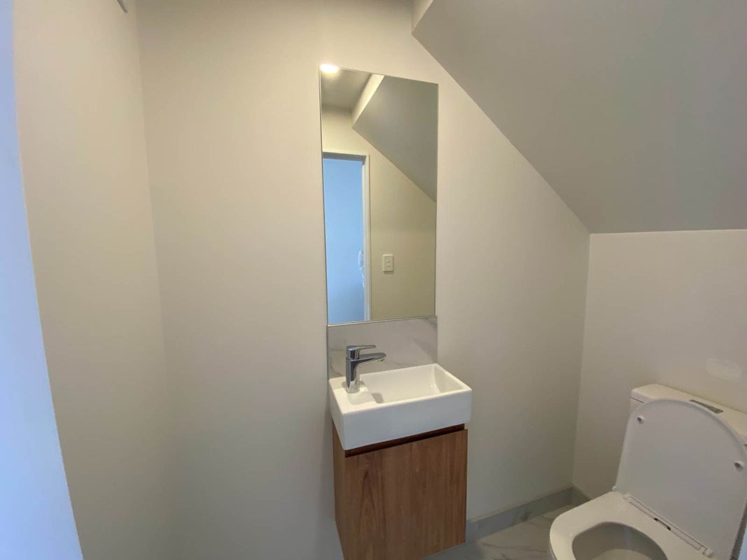 1 Creekside Way, Flat Bush, Auckland - Carousel 11