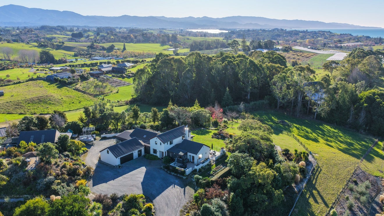 39 Pippin Lane, Ruby Bay, Mapua - Carousel 2