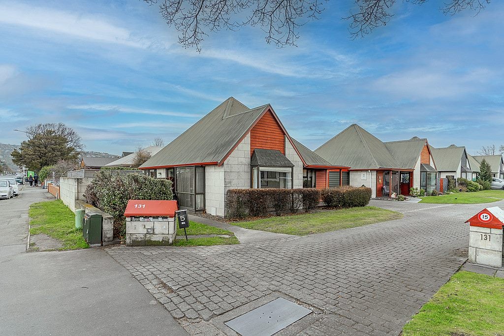 1/131 Colombo Street, Sydenham, Christchurch - Carousel 21