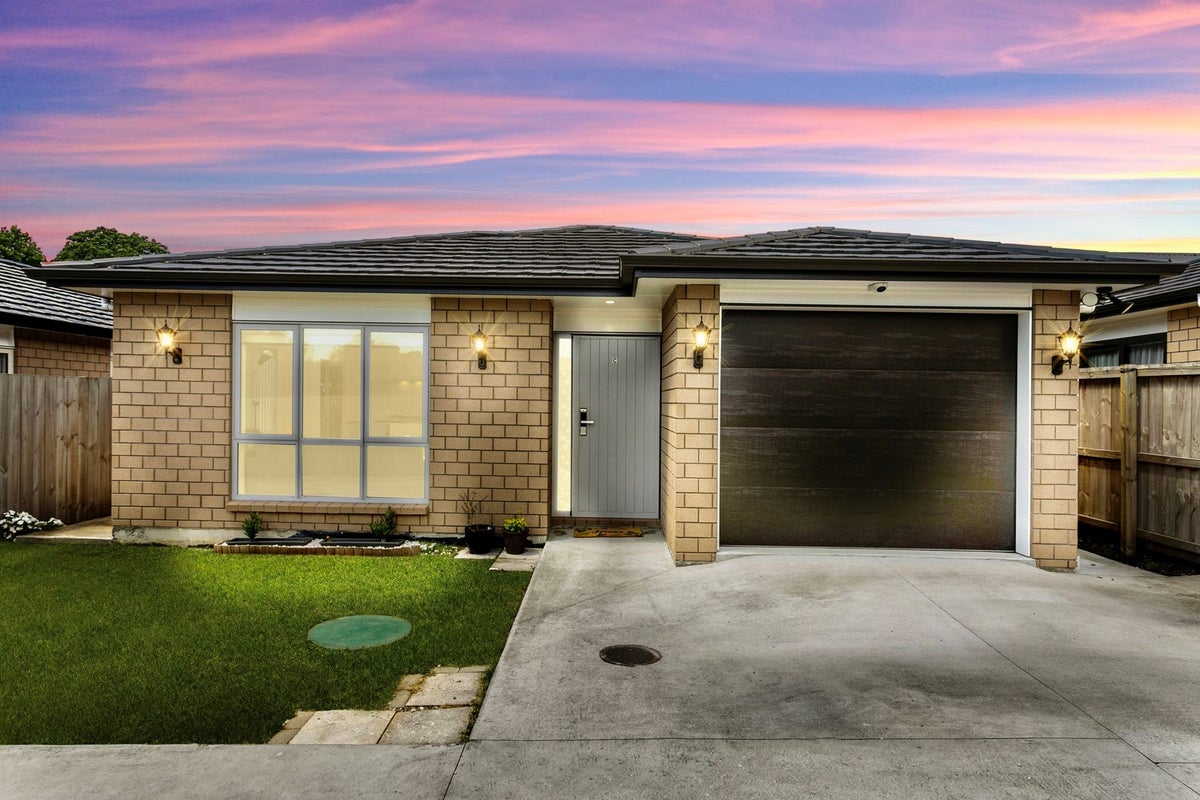 58C Caspar Road, Papatoetoe, Auckland - Carousel 1