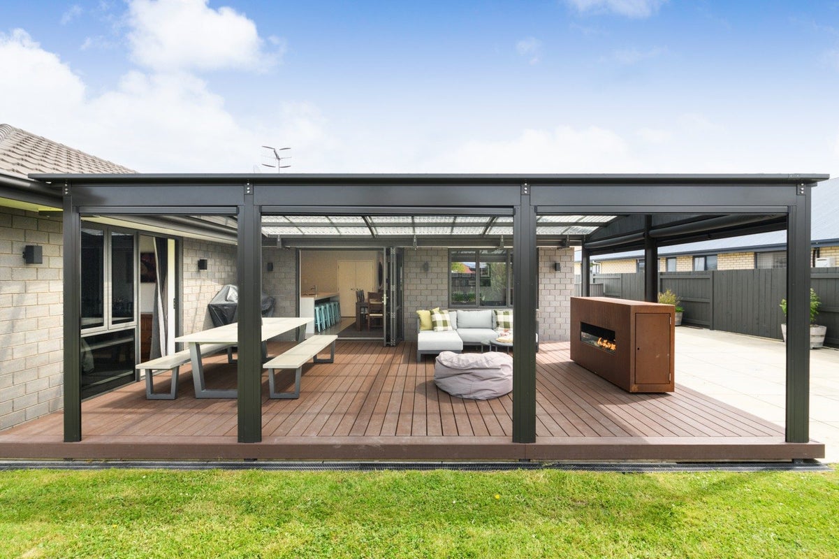 45 Liberty Grove, Kelvin Grove, Palmerston North - Carousel 2