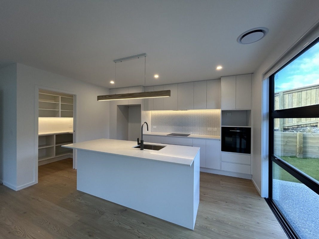 6 Friesian Close, Jacks Point, Queenstown - Carousel 2