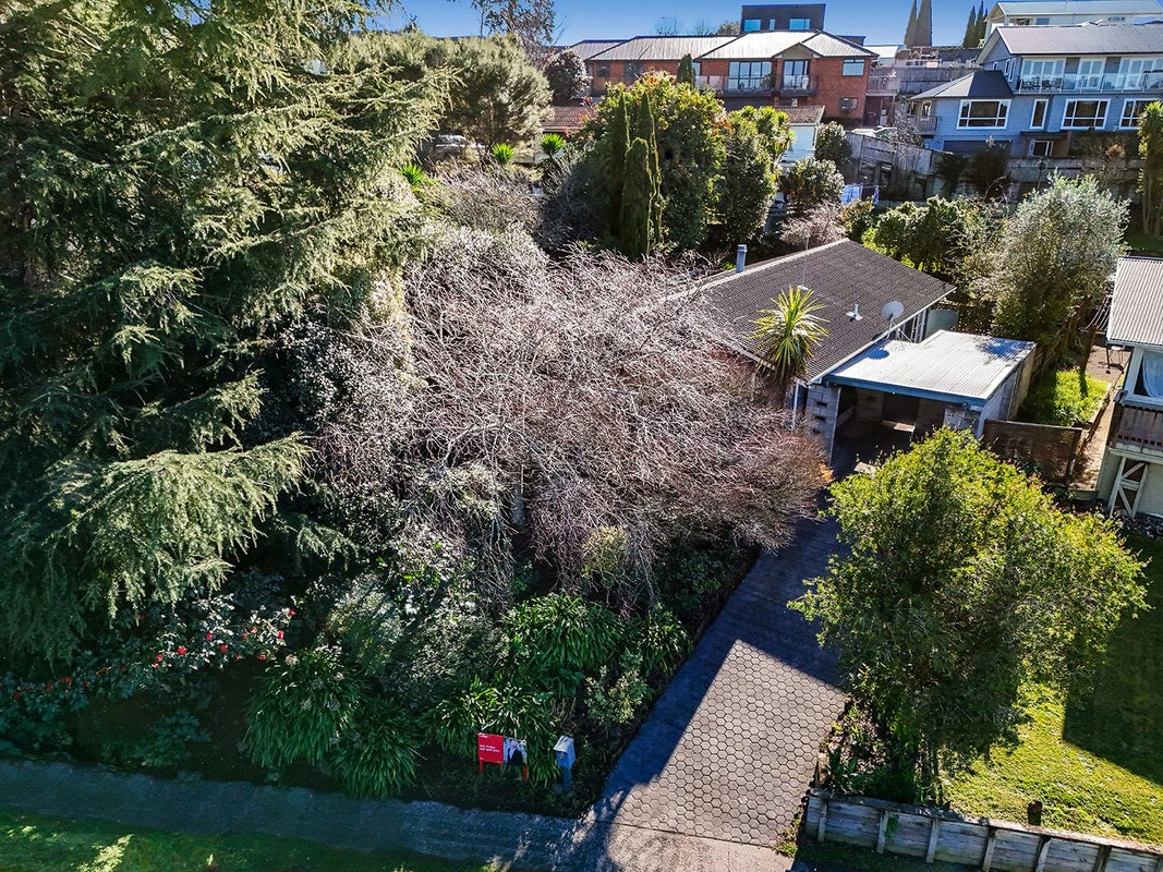 30 Kowhai Street, Hamilton Lake, Hamilton - Carousel 28