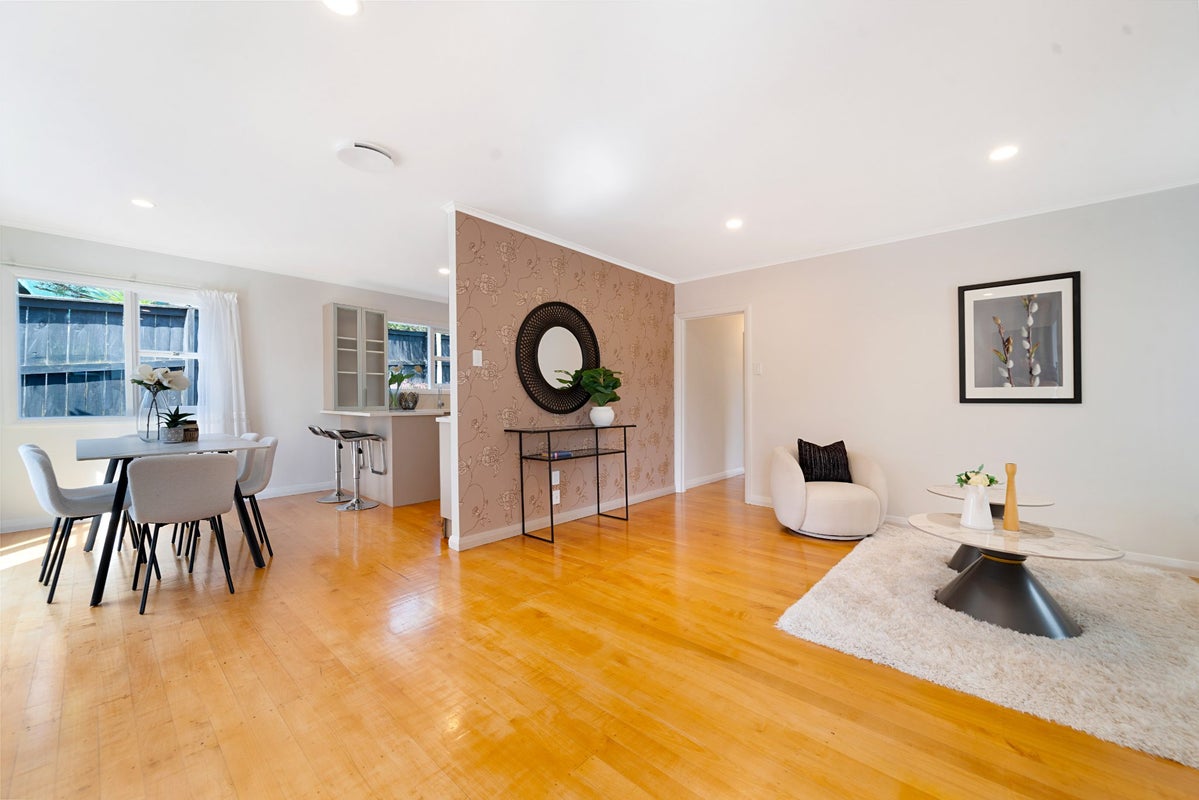 68 Seabrook Avenue, New Lynn, Auckland - Carousel 2