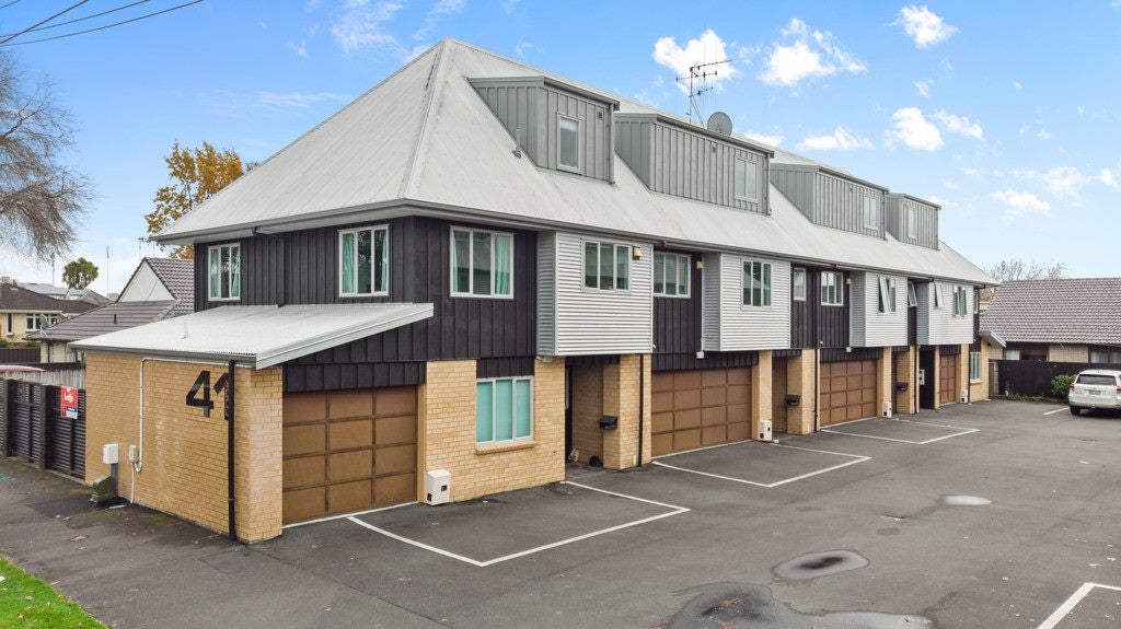 41C Cook Street, Hamilton East, Hamilton - Carousel 1