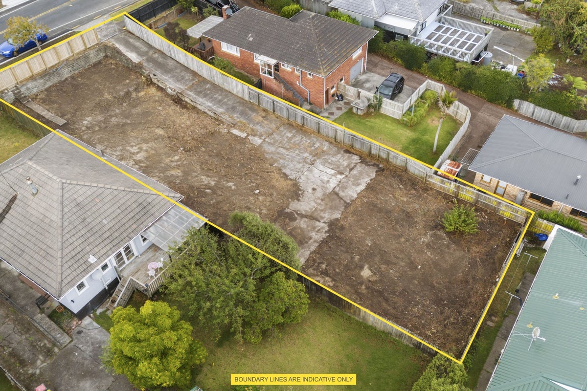 93 Hutchinson Avenue, New Lynn, Auckland - Carousel 2