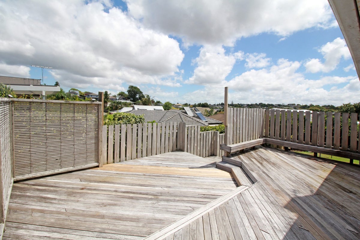32 Baird Street, Howick, Auckland - Carousel 16