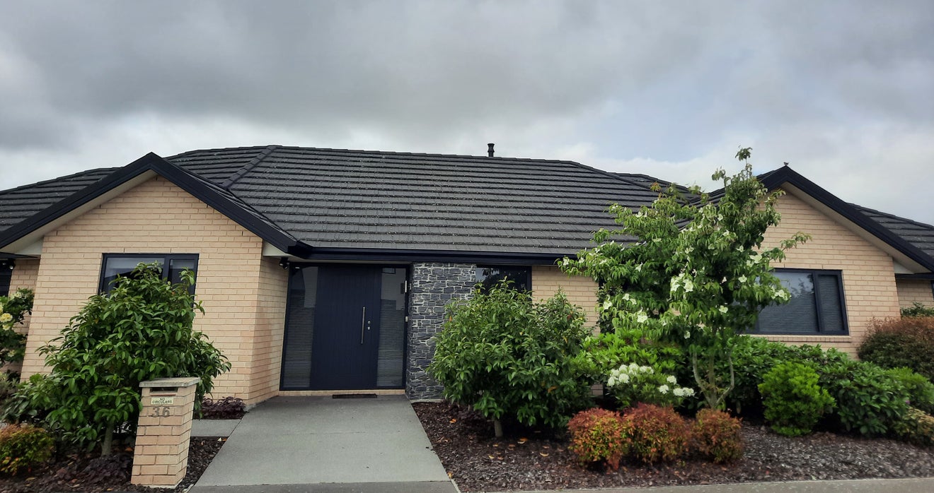 36 Davaar Crescent, Broomfield, Christchurch - Carousel 1