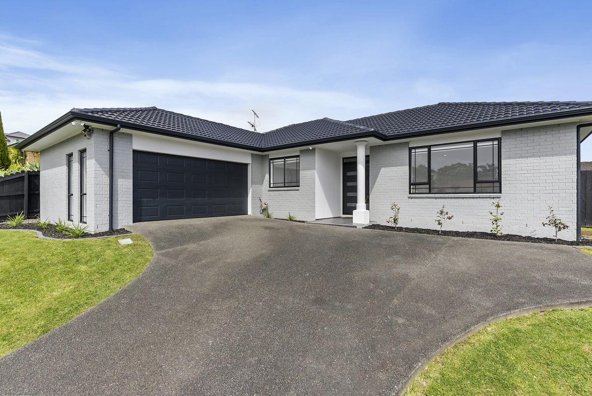 1 Black Teal Close, Unsworth Heights, Auckland - Carousel 1