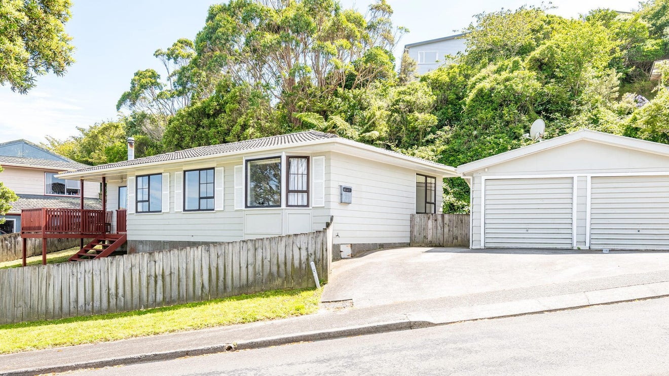 23 Dominica Crescent, Grenada Village, Wellington - Carousel 1