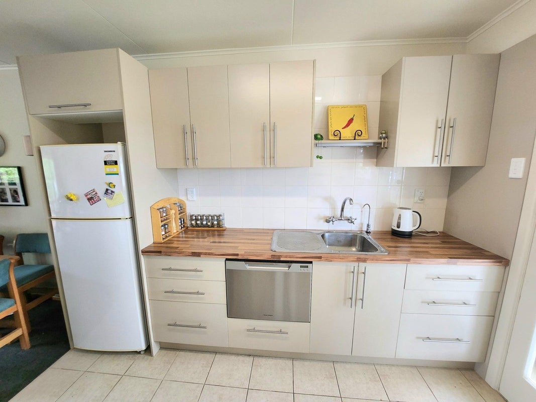5A Ivel Street, Oamaru North, Oamaru - Carousel 2