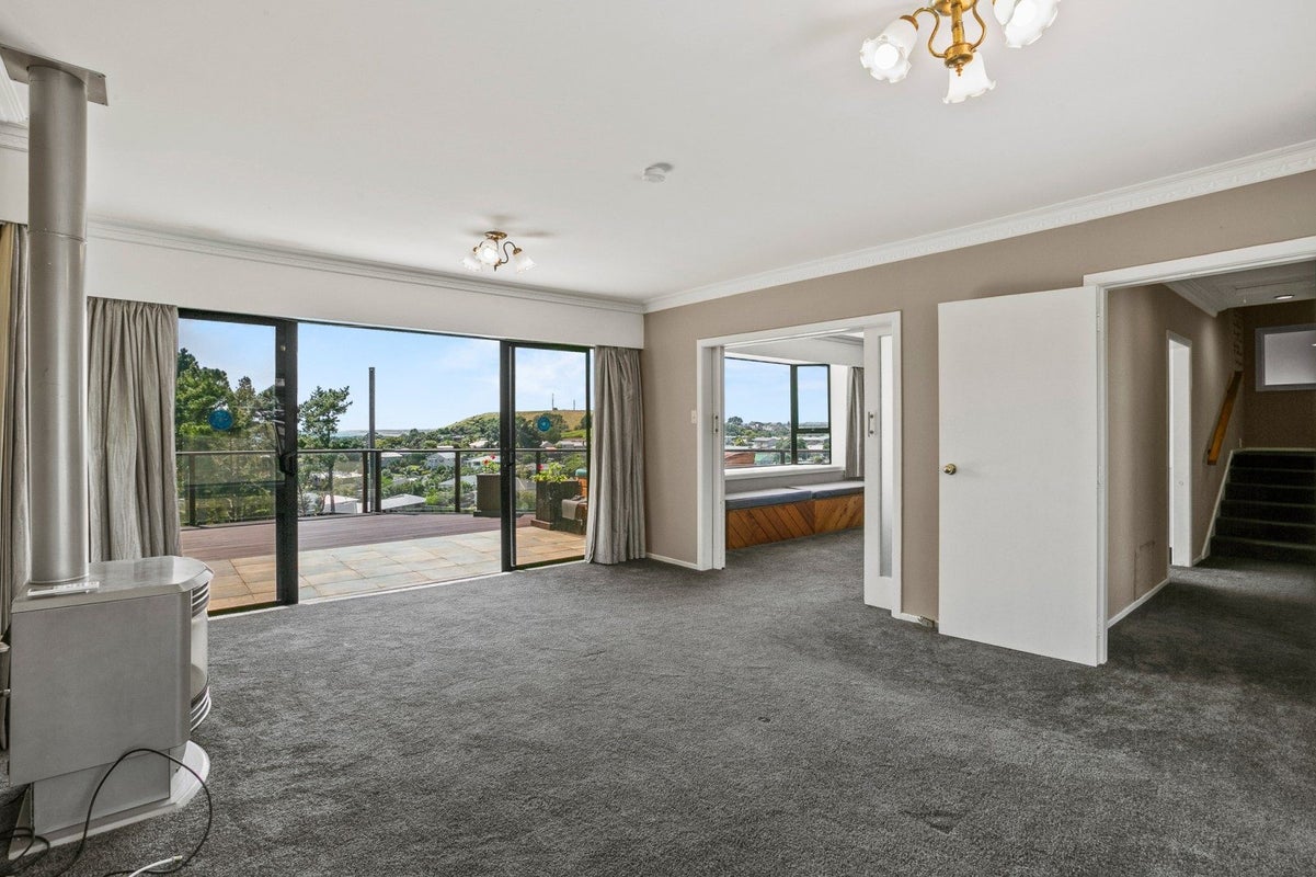 47 Crownhill Street, Spotswood, New Plymouth - Carousel 2