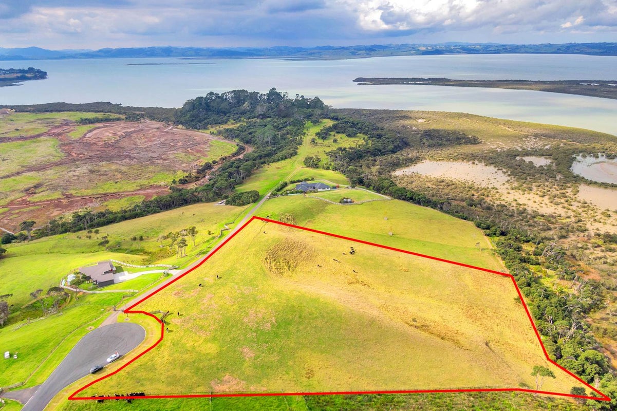 143D Tuparekura Road, Helensville - Carousel 2