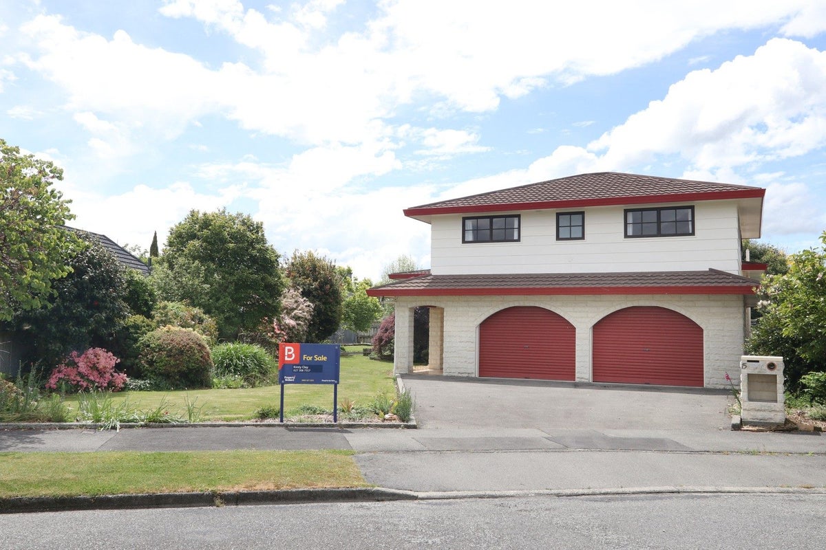 15 Mason Place, Allenton, Ashburton - Carousel 1