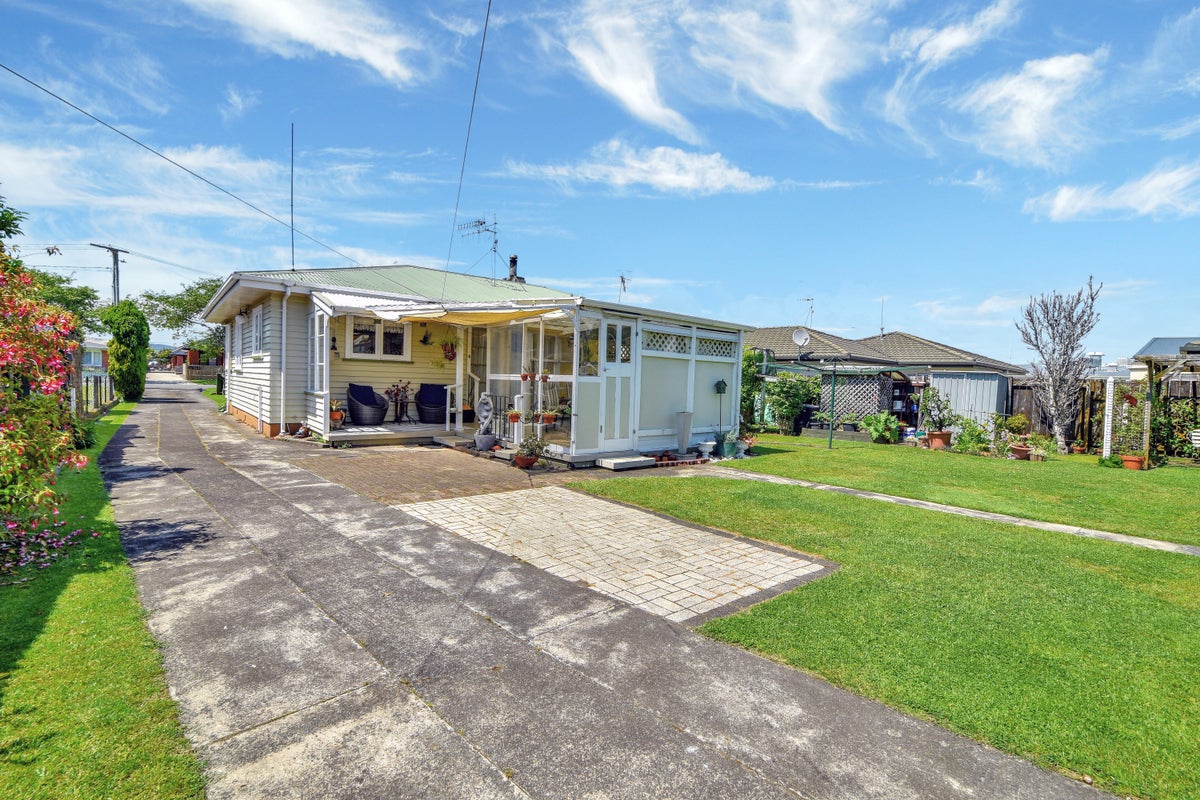 9 Mitchell Street, Greerton, Tauranga - Carousel 2