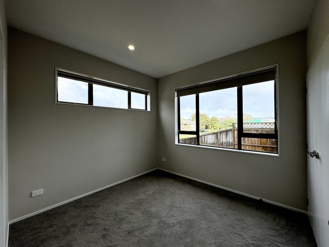 6A St Catherine Crescent, West Harbour, Auckland - Carousel 20