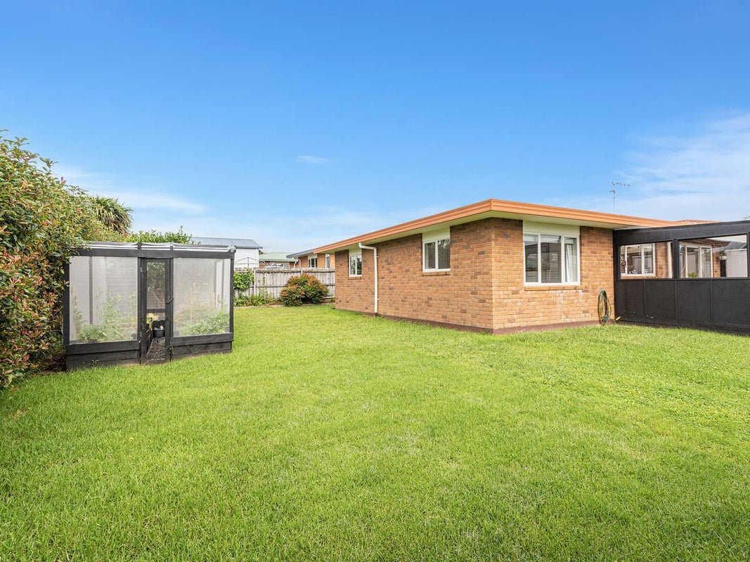 16 Elm Place, Tikipunga, Whangarei - Carousel 2