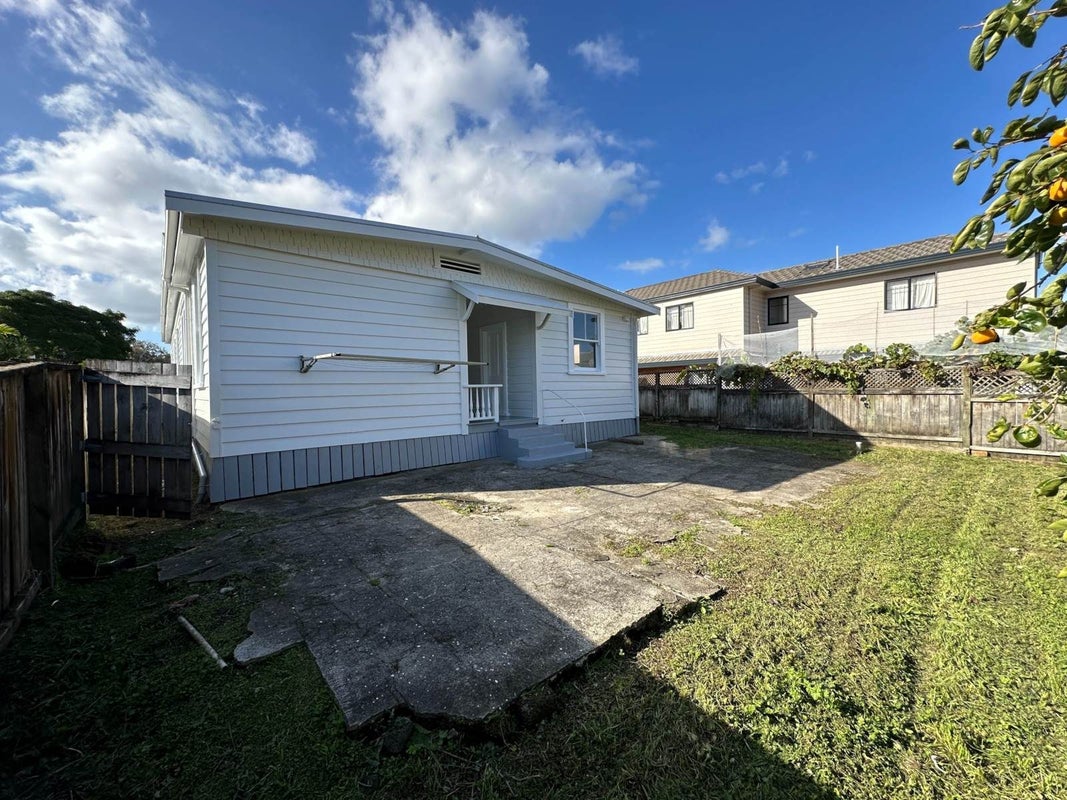 62 King George Avenue, Epsom, Auckland - Carousel 17