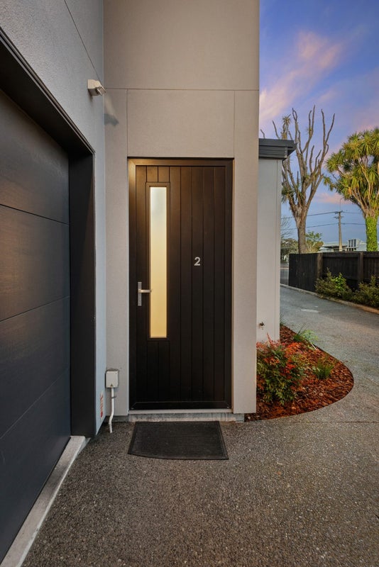 2/21 Hills Road, Edgeware, Christchurch - Carousel 2