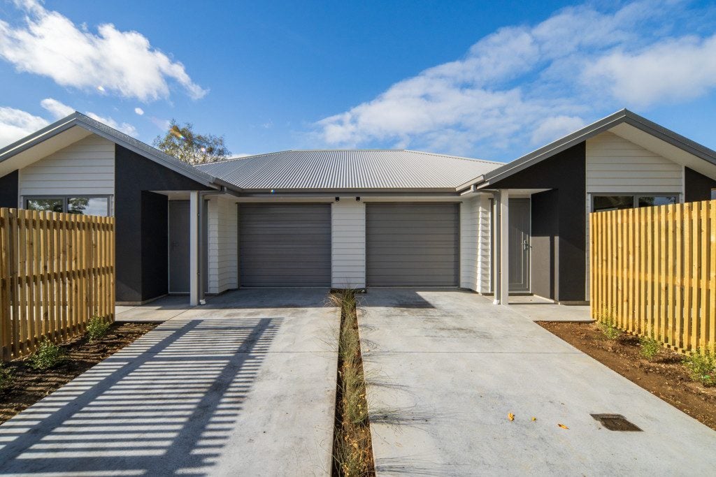 6 Holland Road, Fairfield, Hamilton - Carousel 1