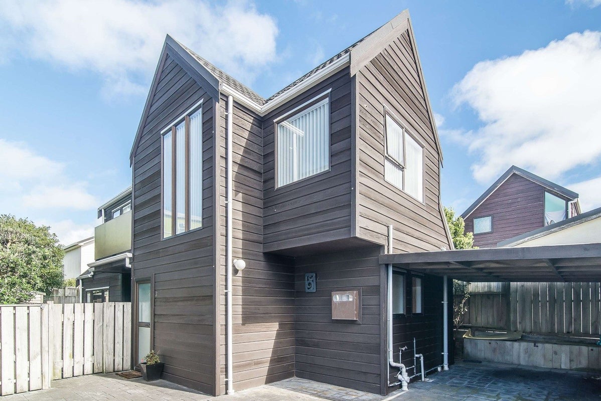3/64 Kaikoura Street, Maupuia, Wellington - Carousel 1