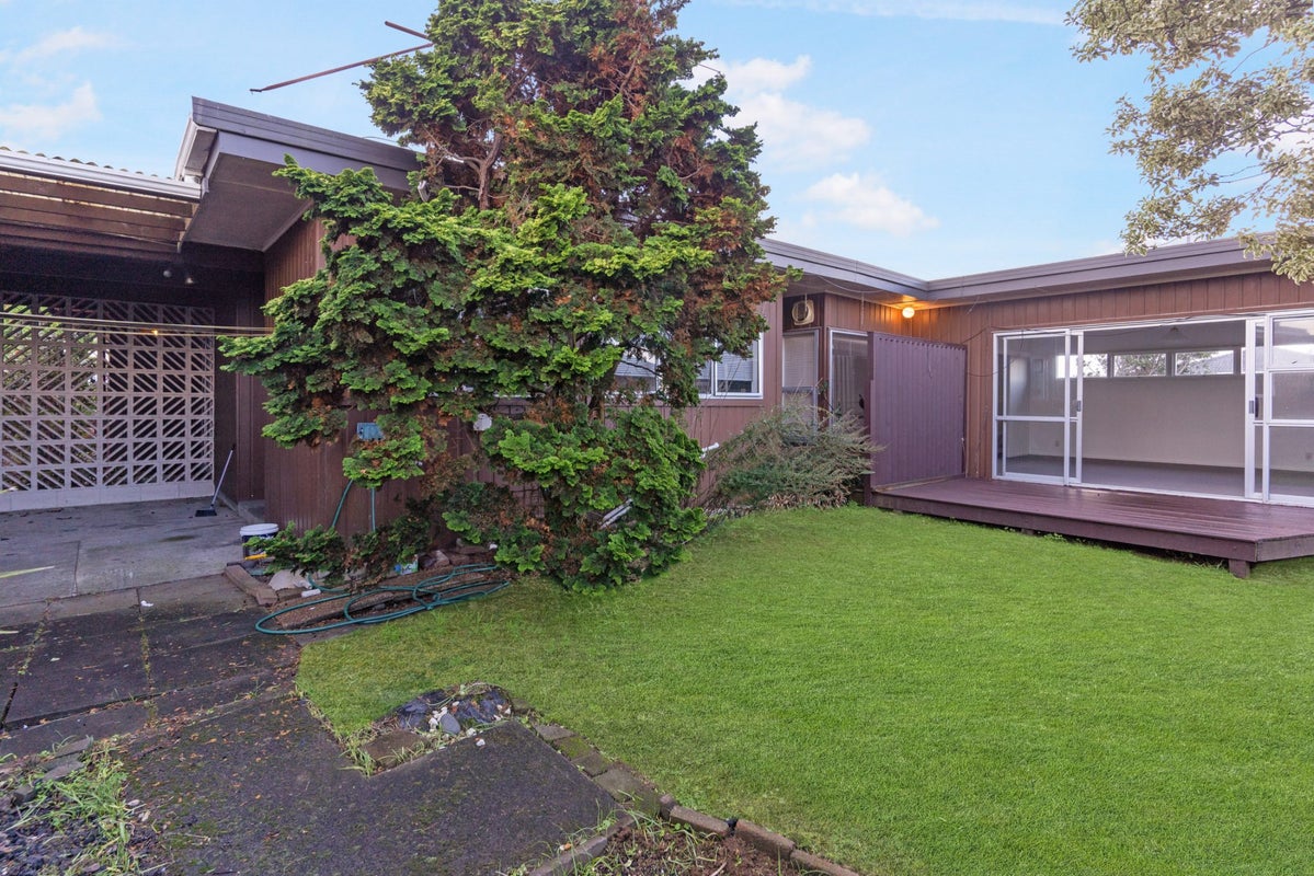 157 Reeves Road, Pakuranga Heights, Auckland - Carousel 2