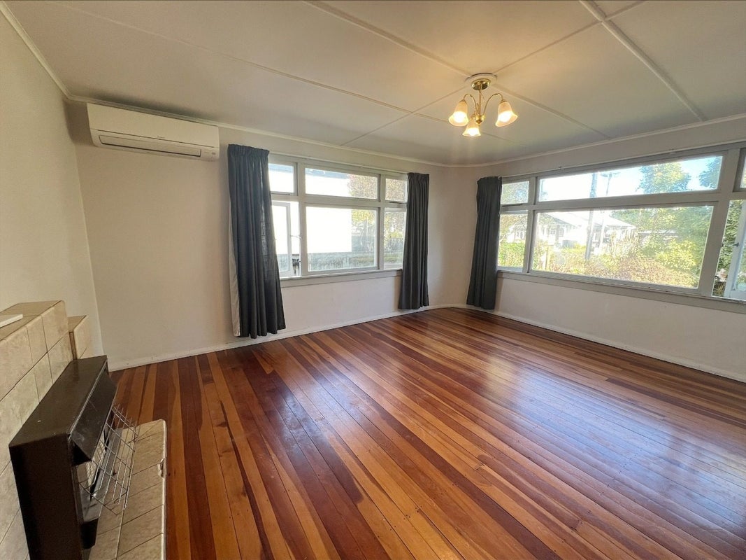 53 Jellicoe Street, Whanganui East, Whanganui - Carousel 2