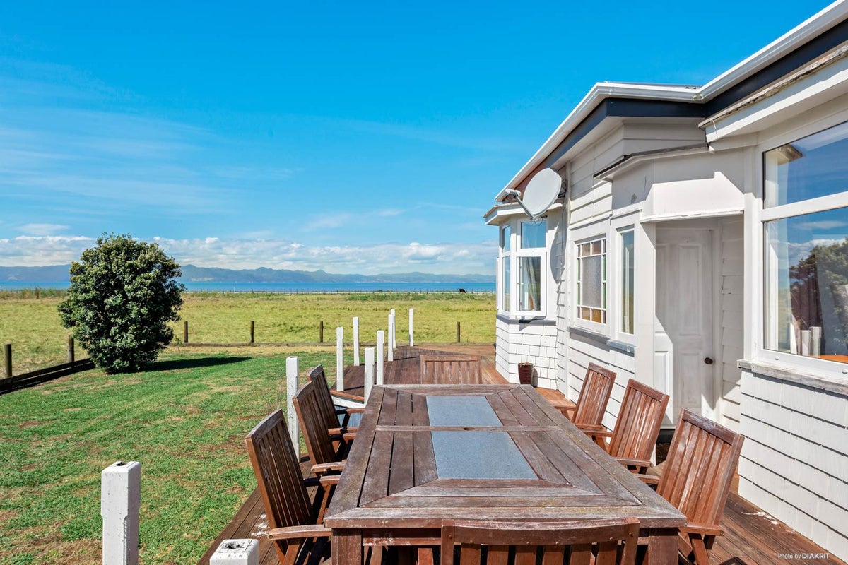 817 East Coast Road, Pokeno - Carousel 2