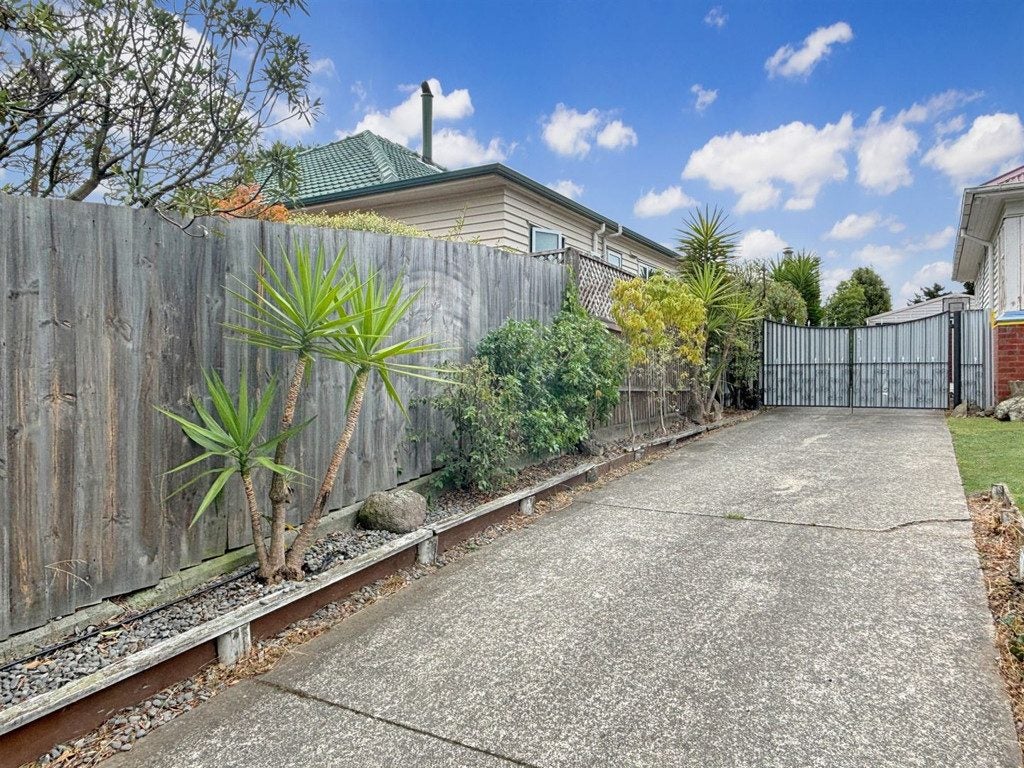 13 Pannell Avenue, Wainoni, Christchurch - Carousel 13