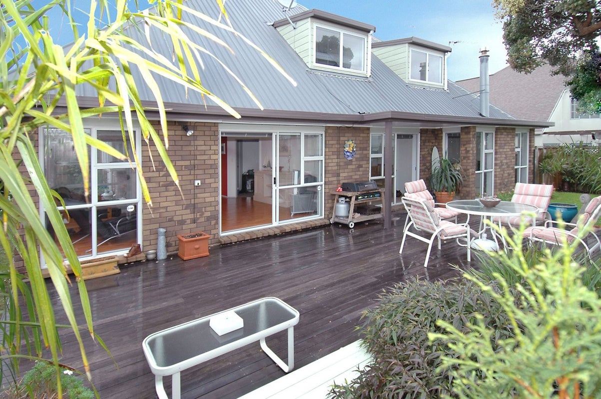 13A Waller Avenue, Bucklands Beach, Manukau City, Auckland - Carousel 2