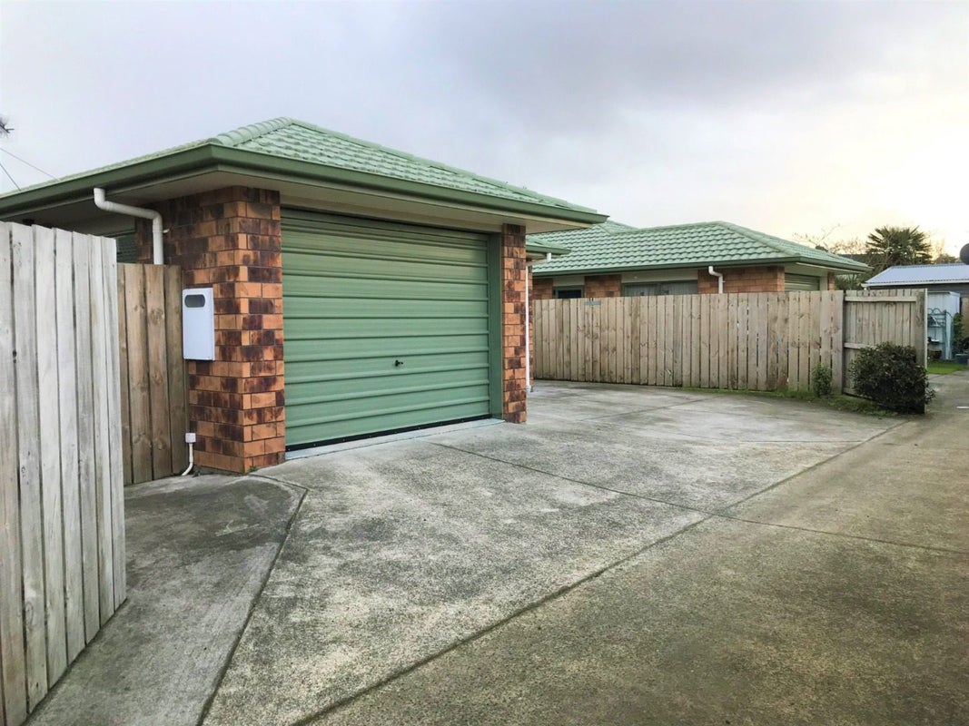 1B Lagoon Place, Poike, Tauranga - Carousel 2