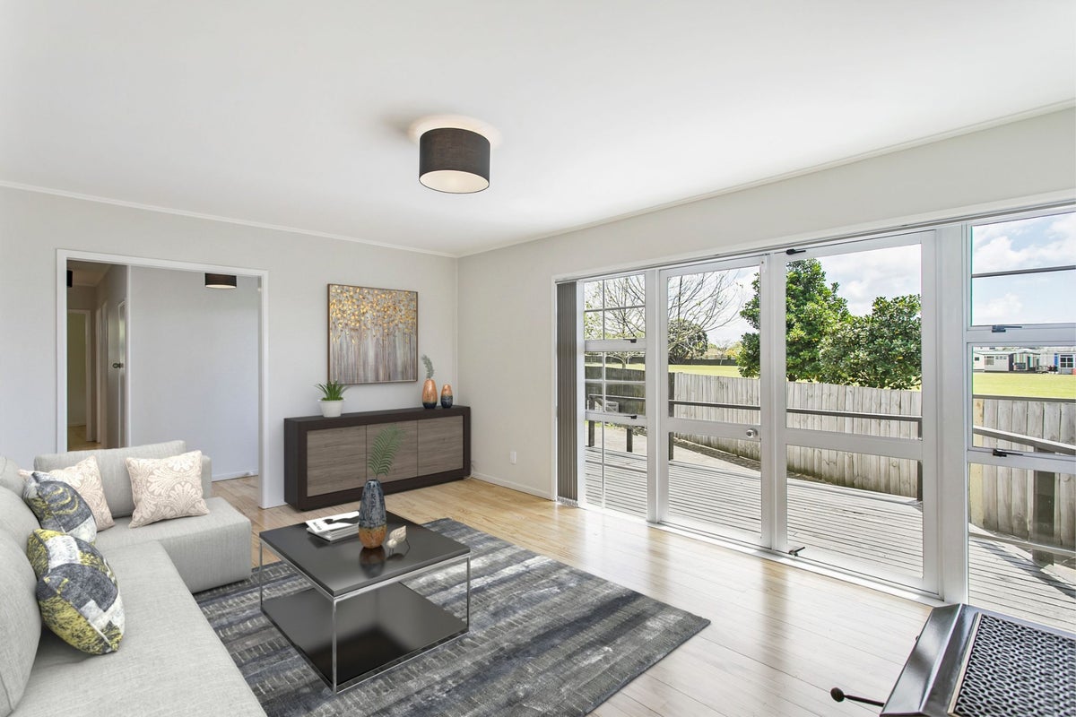 73 Beeston Crescent, Manurewa, Auckland - Carousel 2