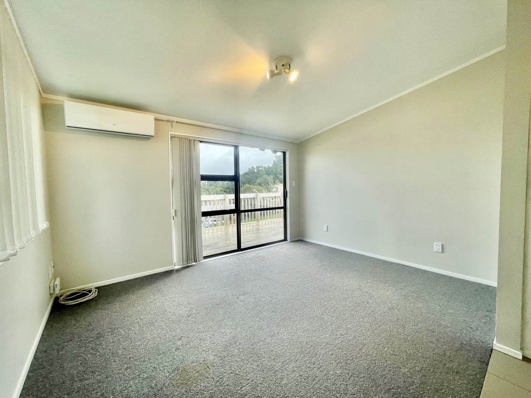 3 Margan Place, Red Hill, Papakura - Carousel 2