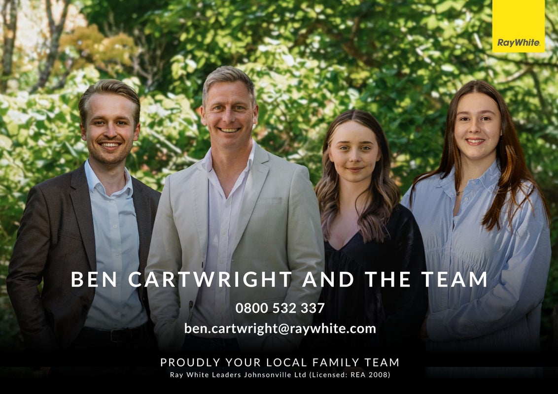 10 Loasby Crescent, Newlands, Wellington - Carousel 21