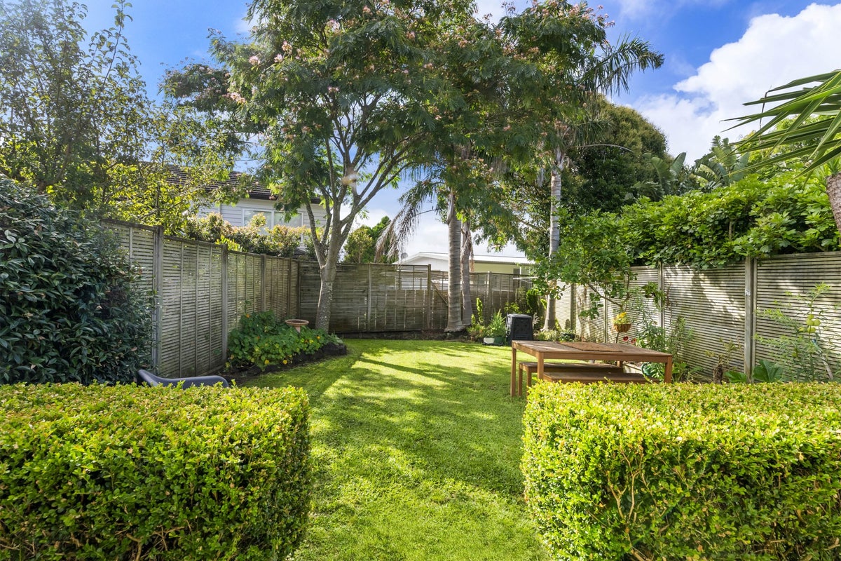 2/29 Ballarat Street, Mount Wellington, Auckland - Carousel 2