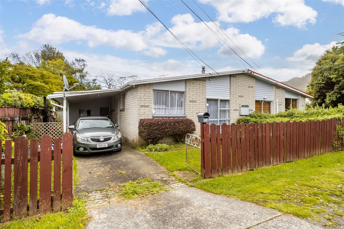 55A Totara Park Road, Clouston Park, Upper Hutt - Carousel 1