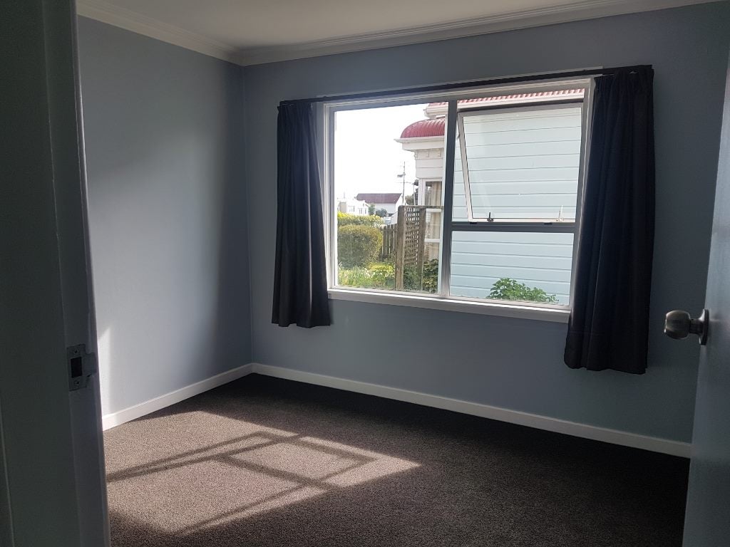 69 Govett Avenue, Frankleigh Park, New Plymouth - Carousel 2