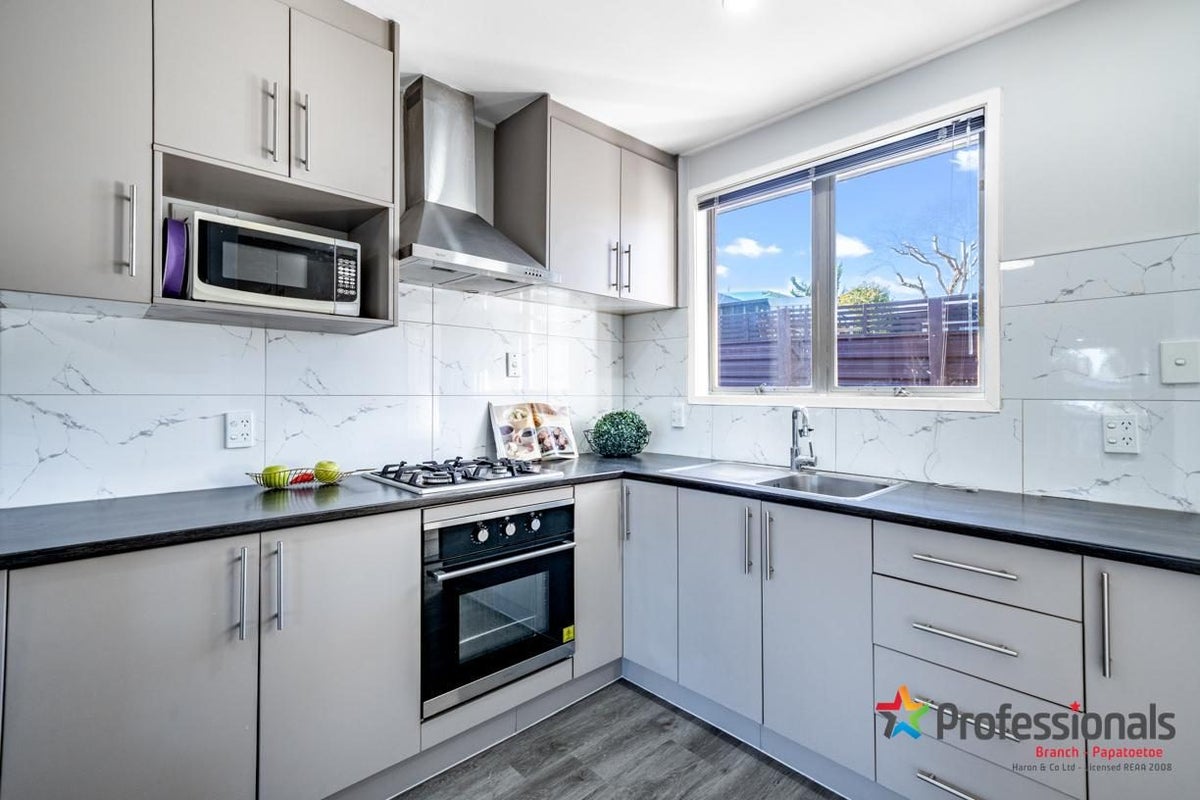 3/37 Hillside Road, Papatoetoe, Manukau City, Auckland - Carousel 2